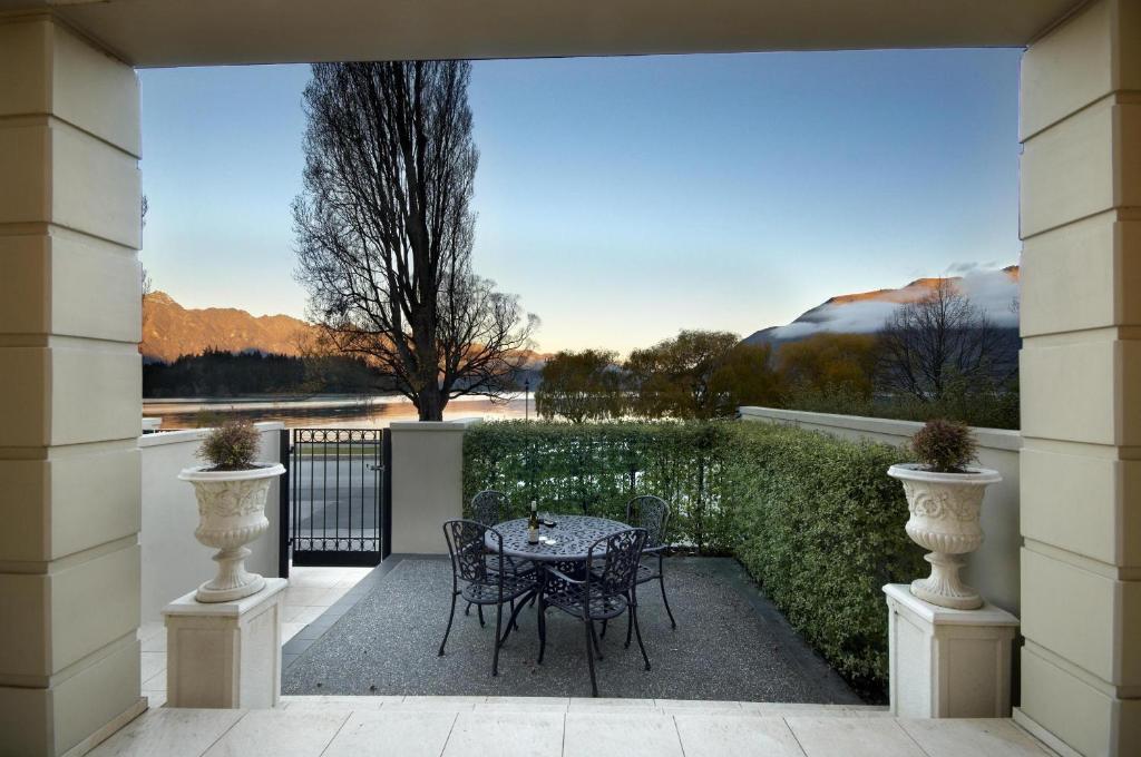 Esplanade Queenstown By Staysouth Luaran gambar