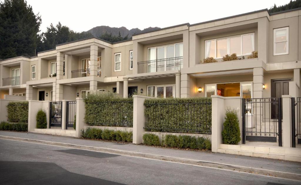Esplanade Queenstown By Staysouth Luaran gambar